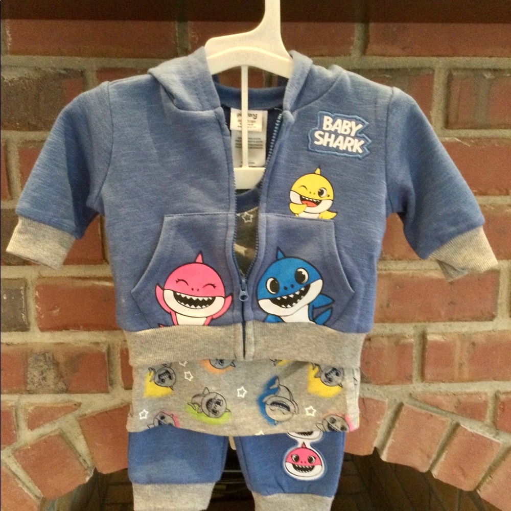 Nickelodeon Baby Shark 3 piece Infant outfit